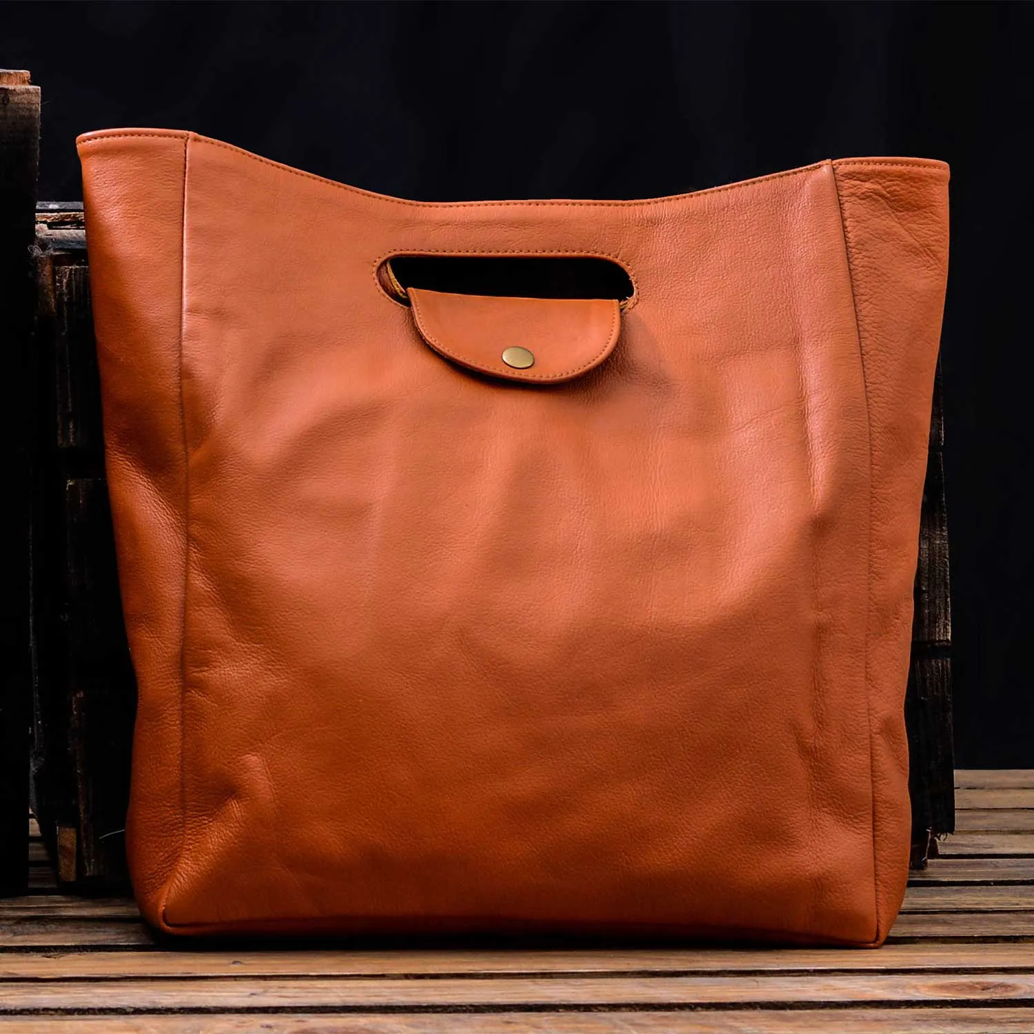 Kutton Women Leather Tan Purse